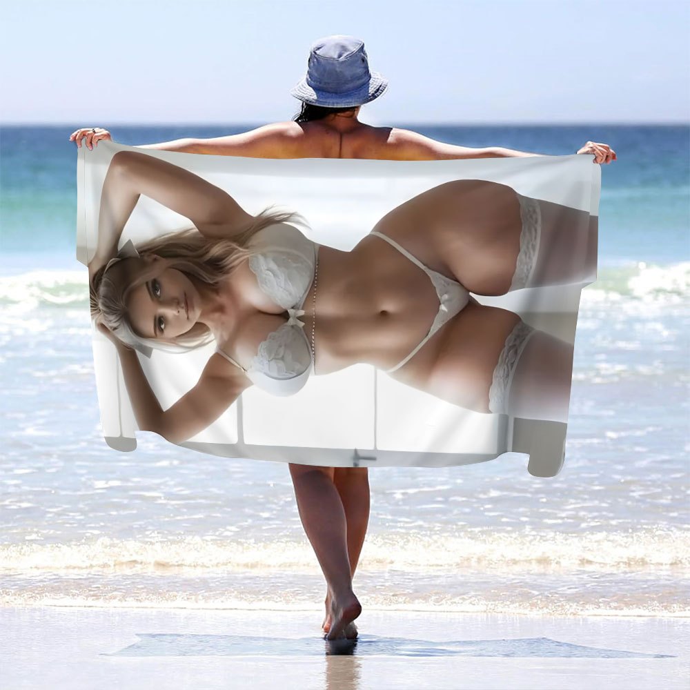 マイクロファイバービーチタオル コースタルレースビキニプリン - Beach Towel Large のレビューと価格